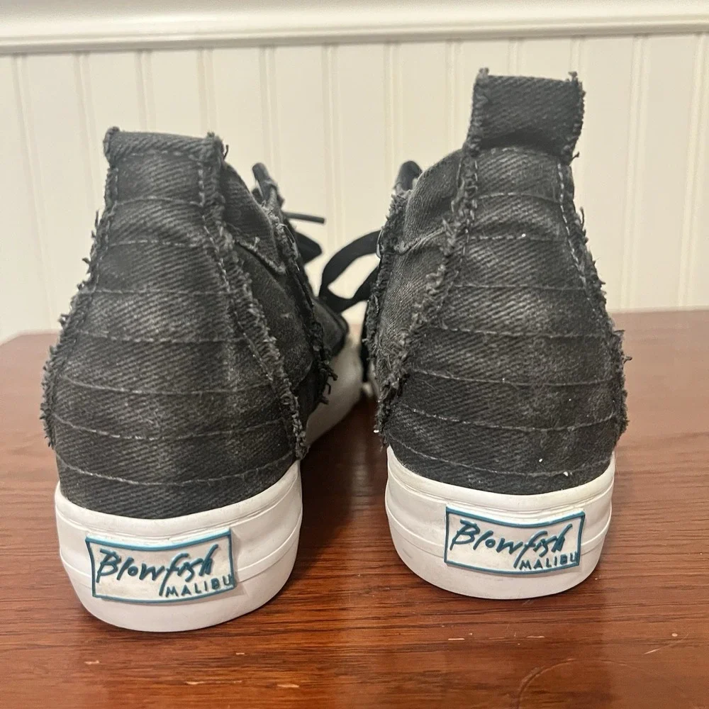 Blowfish‎ Malibu Low Top Women's Size 9 Canvas Shoes 1.5